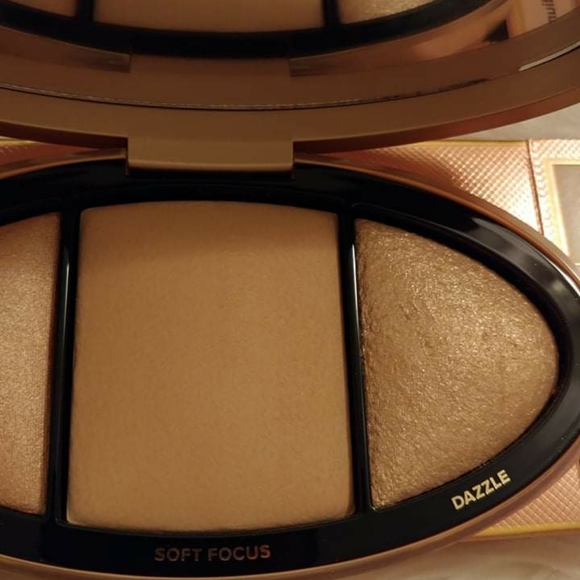 💖FIRM! NWT TOO FACED BORN THIS WAY TURN UP THE LIGHT HIGHLIGHTER PALETTE - Picture 10 of 10
